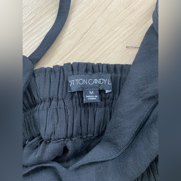 Black crop top size medium - Picture 2 of 2